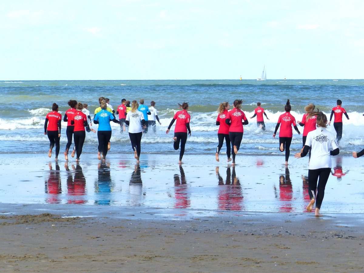 Surfen met de 3e en 4e jaars! 1