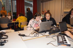 Nieuwe componisten op het Ashram College in Nieuwkoop