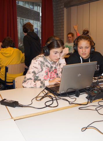 Nieuwe componisten op het Ashram College in Nieuwkoop