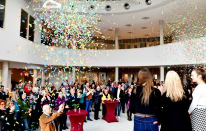 Het nieuwe gebouw van Ashram Nieuwkoop officieel geopend